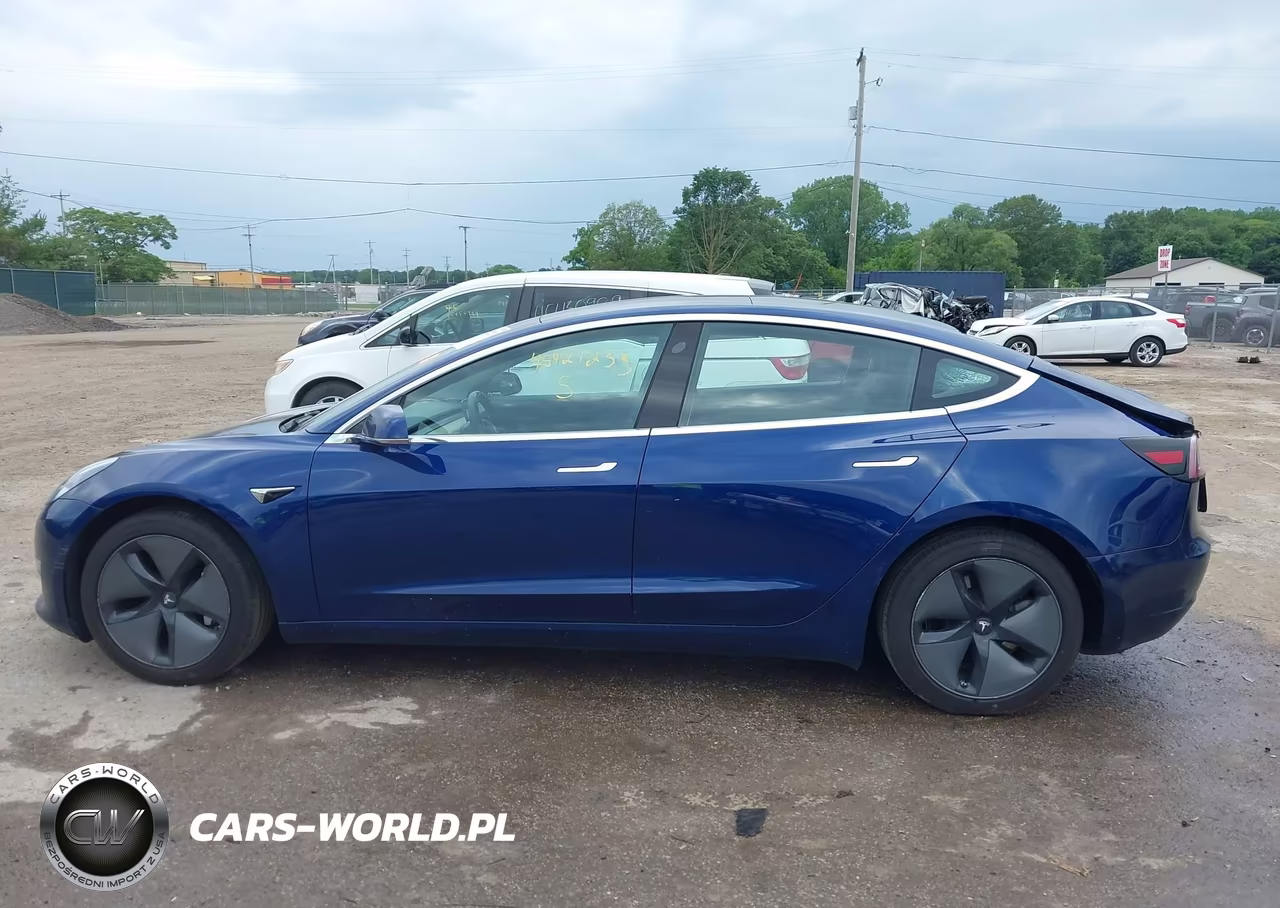 2018 Tesla Model 3 VIN:5YJ3E1EA8JF124994 - 14