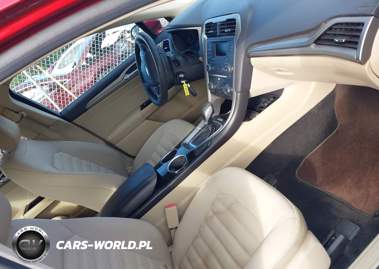 2014 Ford Fusion Se VIN:3FA6P0H70ER138433 - 5