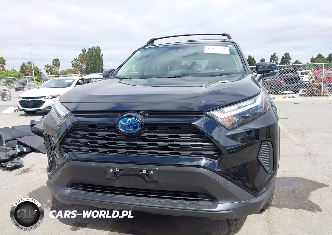 2024 Toyota Rav4 Hybrid Xle VIN:JTMRWRFV1RD254996 - 11