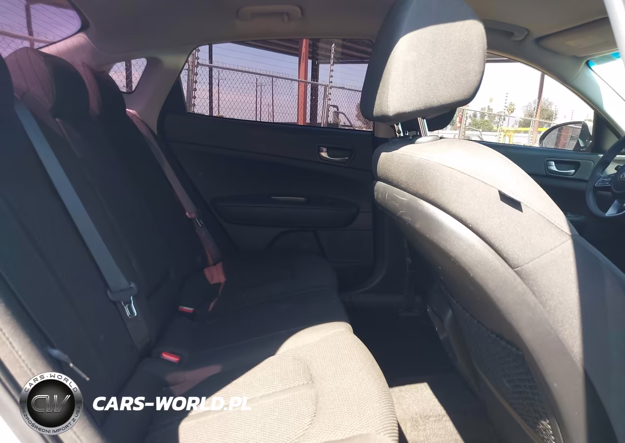 2020 Kia Optima Lx VIN:5XXGT4L35LG422058 - 8