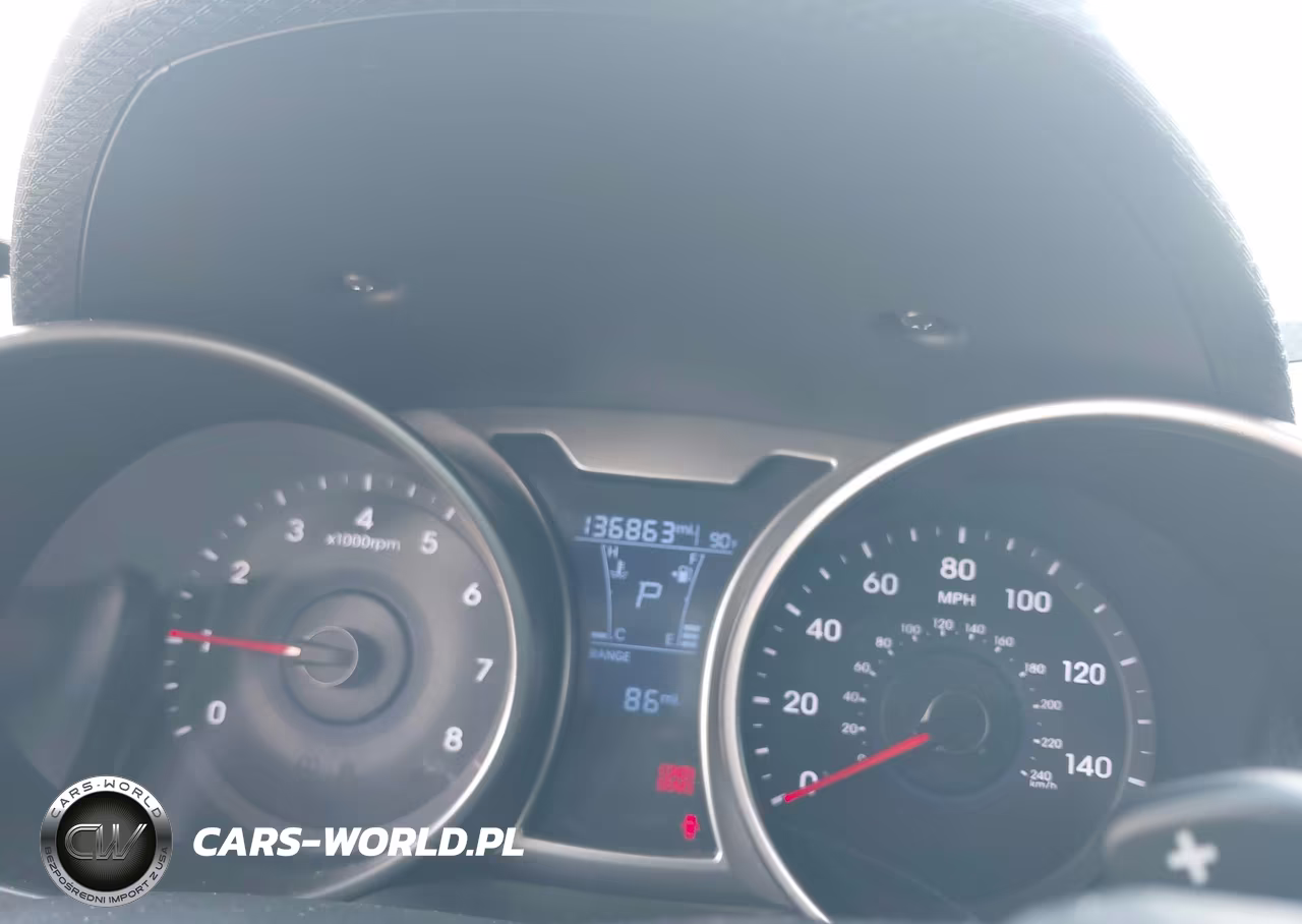 2017 Hyundai Veloster Value Edition VIN:KMHTC6AD8HU324287 - 7