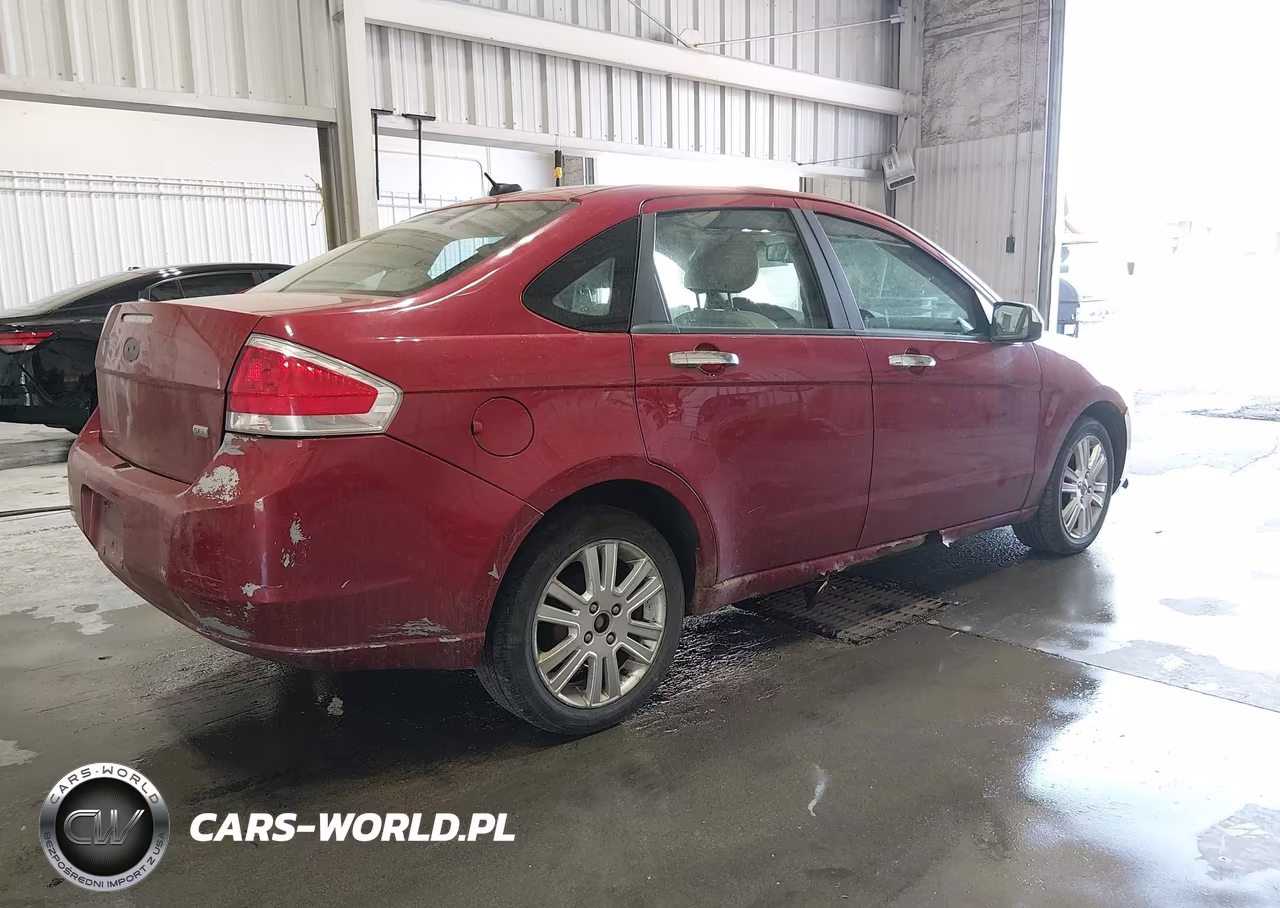 2010 Ford Focus Sel VIN:1FAHP3HN1AW237553 - 4