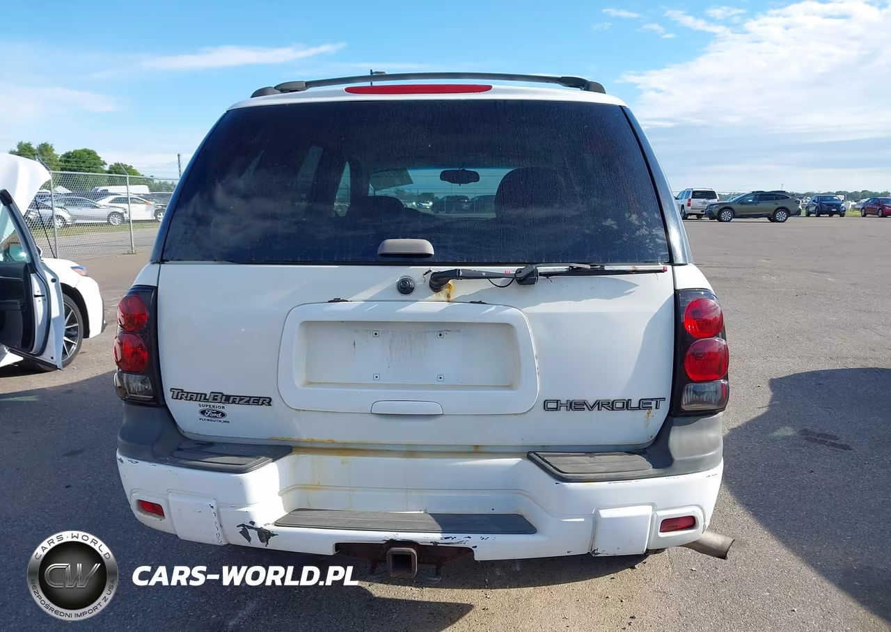 2005 Chevrolet Trailblazer Ls VIN:1GNDT13S452332313 - 16