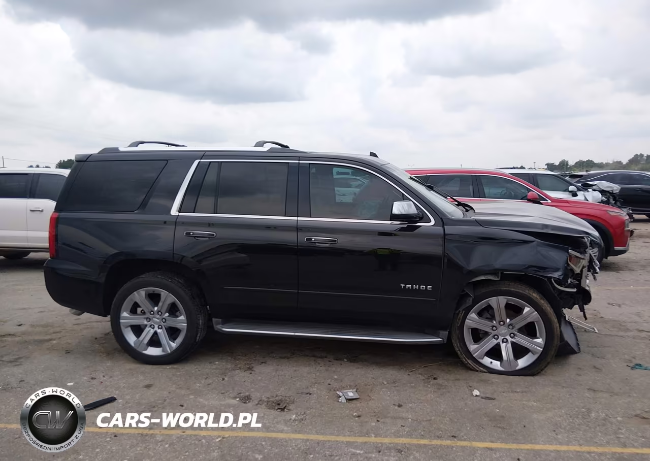2018 Chevrolet Tahoe Premier VIN:1GNSKCKC3JR290475 - 14