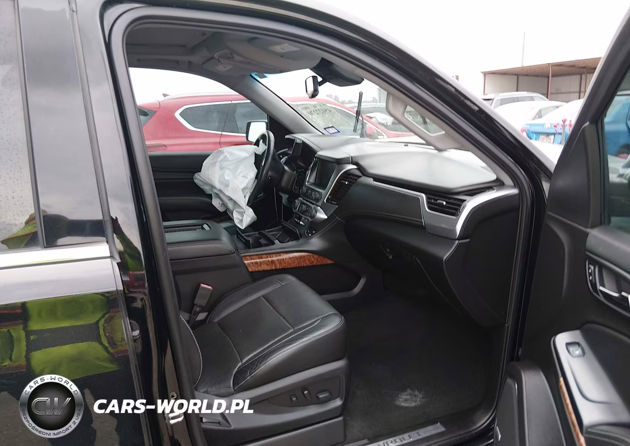 2018 Chevrolet Tahoe Premier VIN:1GNSKCKC3JR290475 - 5