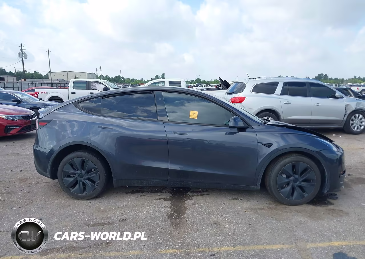 2024 Tesla Model Y Long Range Dual Motor All-Wheel Drive VIN:7SAYGDEEXRA308804 - 13