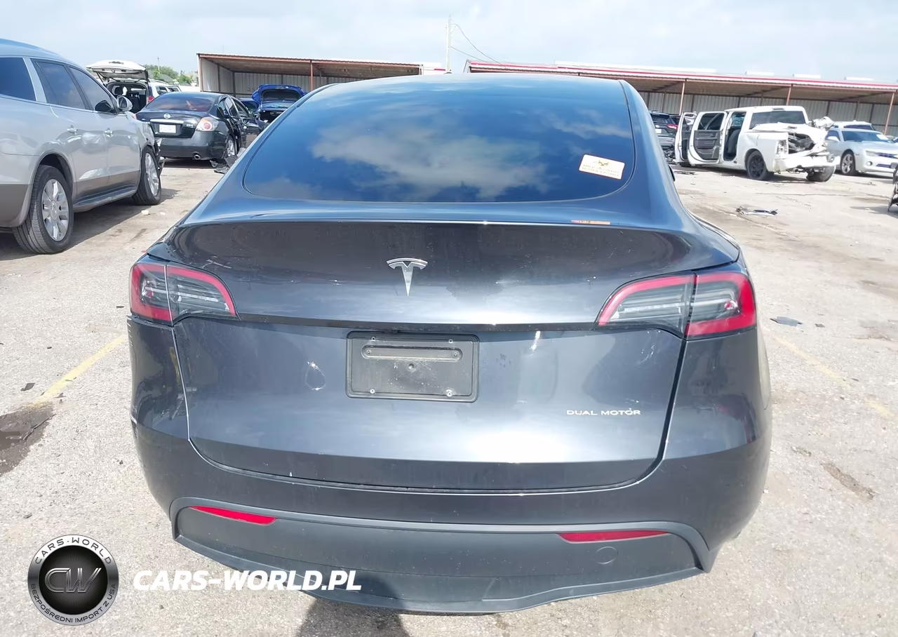 2024 Tesla Model Y Long Range Dual Motor All-Wheel Drive VIN:7SAYGDEEXRA308804 - 16