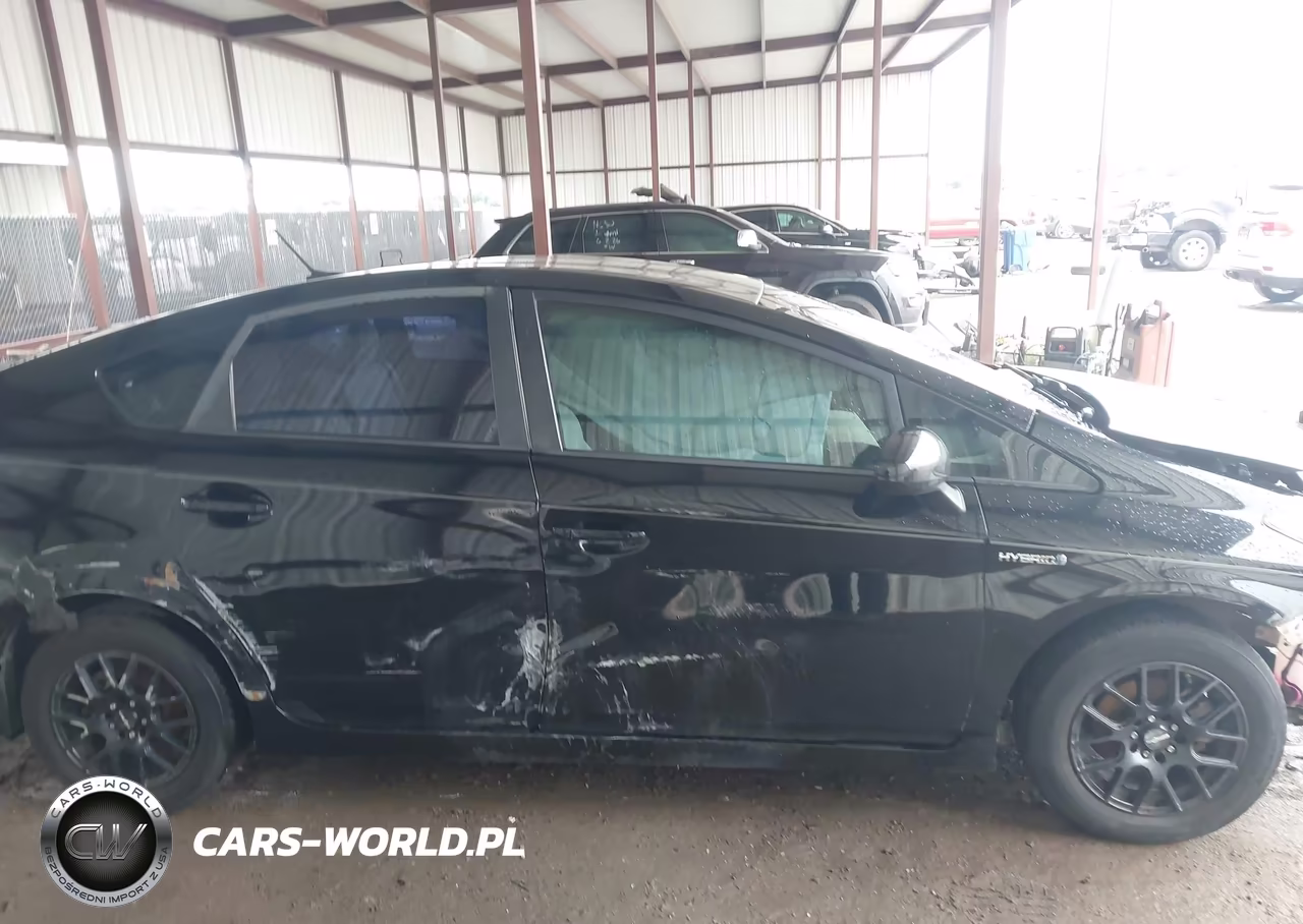 2014 Toyota Prius Three VIN:JTDKN3DU7E0374184 - 12