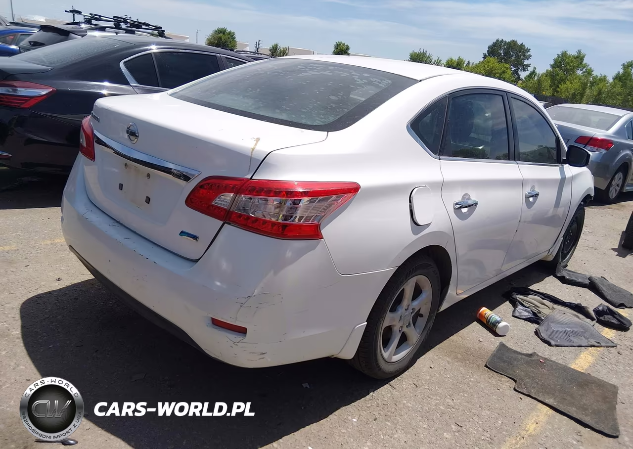 2014 Nissan Sentra S VIN:3N1AB7AP1EL683231 - 4