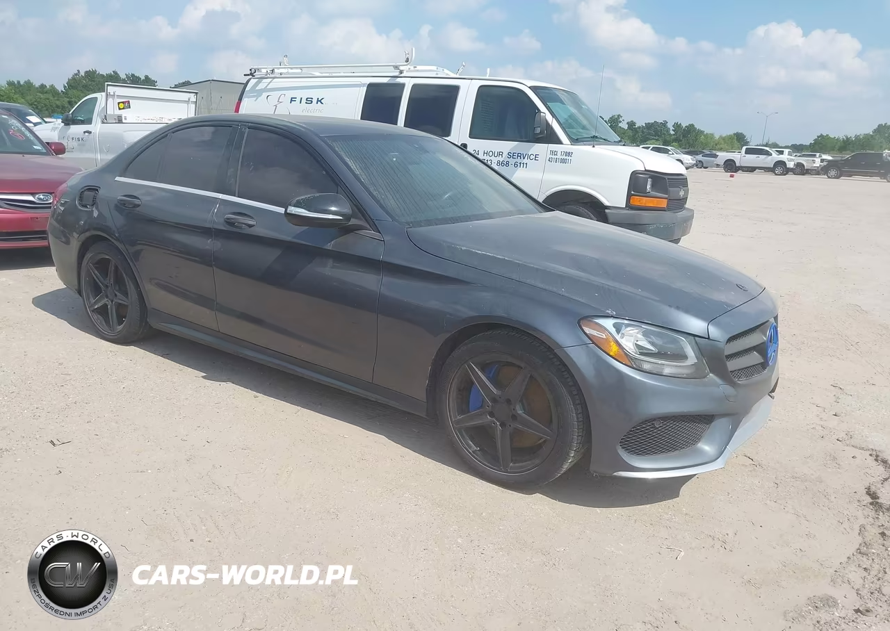 2015 Mercedes-Benz C 300 Sport – zdjęcie 1 z 16