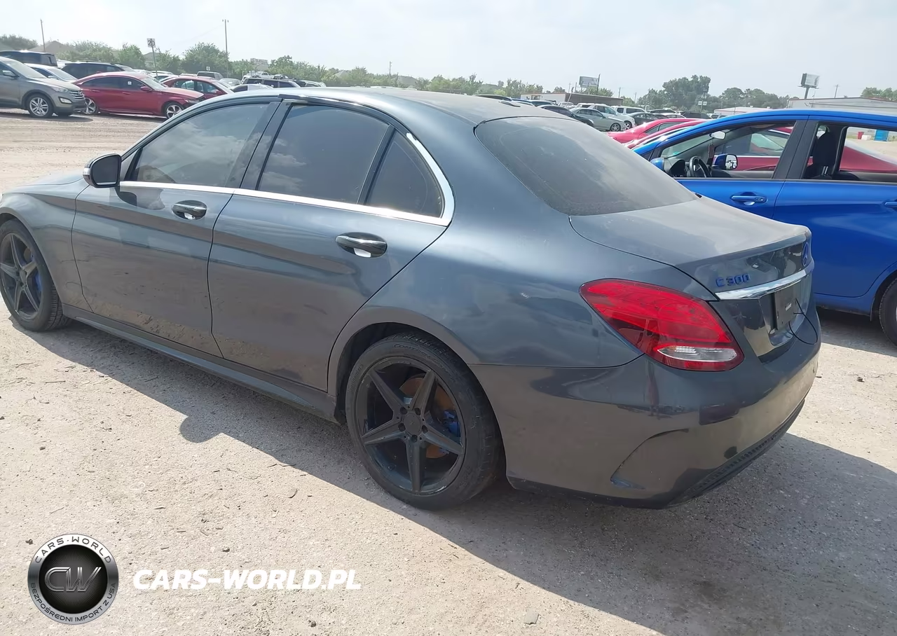 2015 Mercedes-Benz C 300 Sport VIN:55SWF4JB7FU044988 - 3
