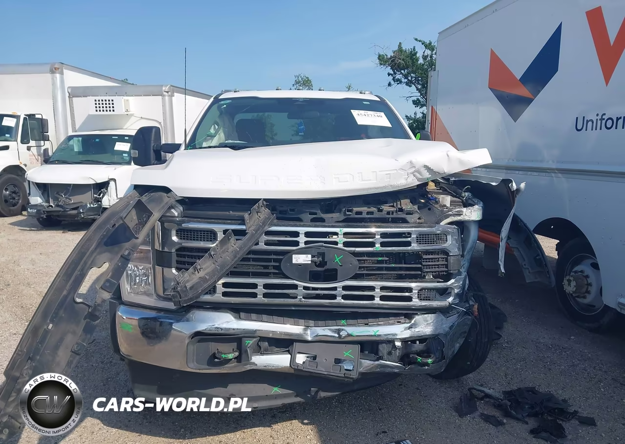 2023 Ford F-550 Chassis Xl-Xlt VIN:1FDUF5GT0PDA03752 - 12