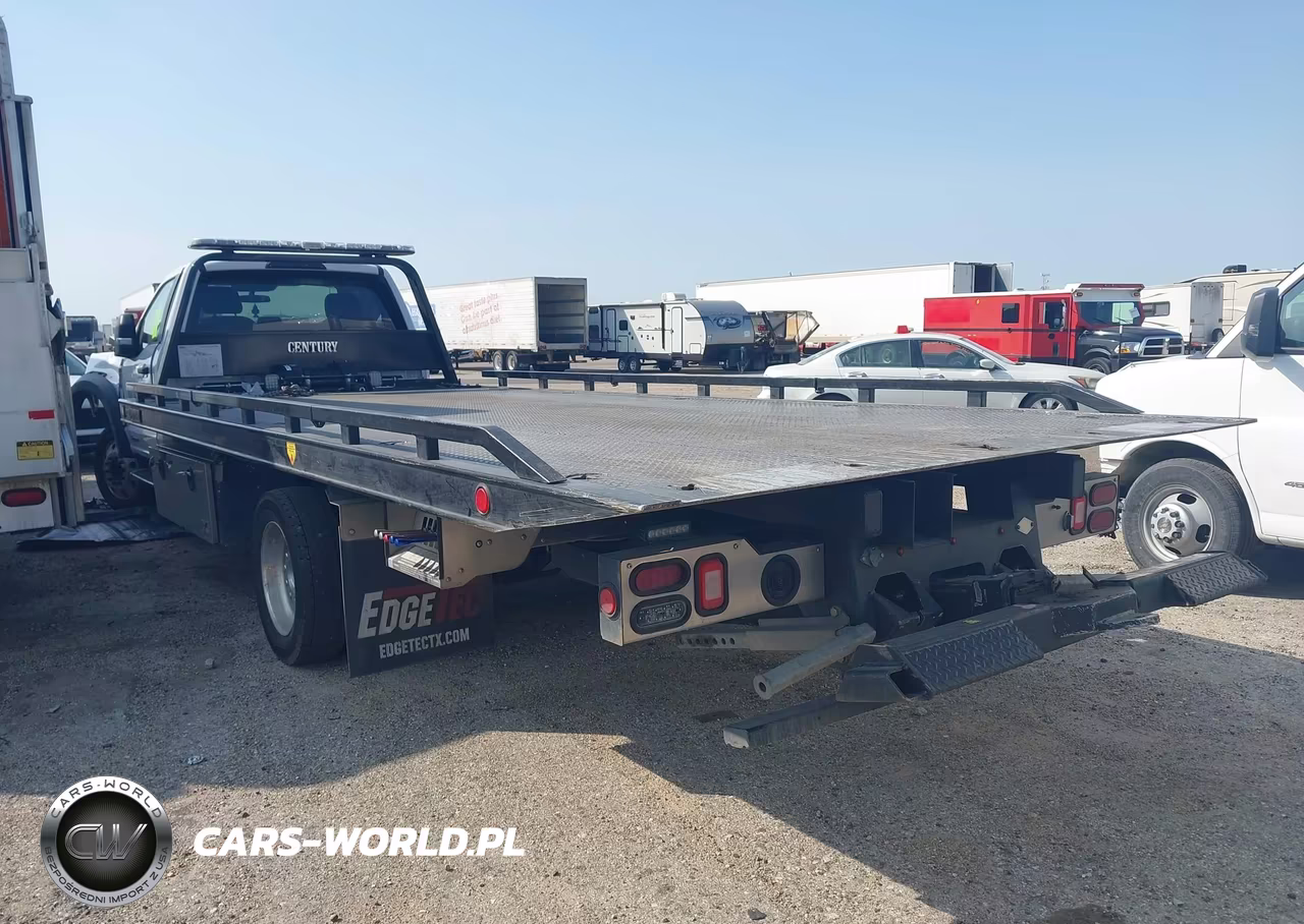 2023 Ford F-550 Chassis Xl-Xlt VIN:1FDUF5GT0PDA03752 - 3