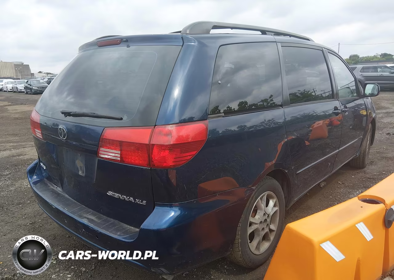 2005 Toyota Sienna Xle VIN:5TDZA22C75S302655 - 4