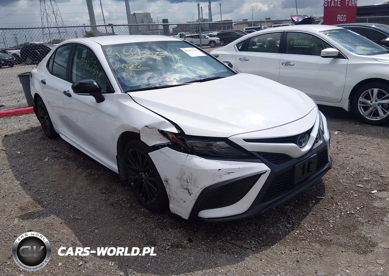 2022 Toyota Camry Nightshade Edition Hybrid