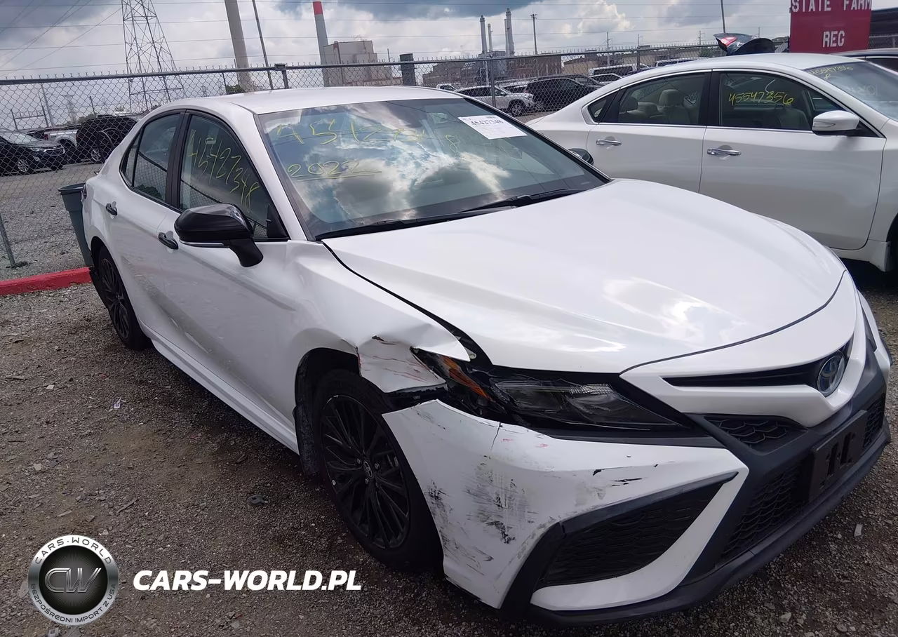 2022 Toyota Camry Nightshade Edition Hybrid VIN:4T1T31AK8NU035097 - 6