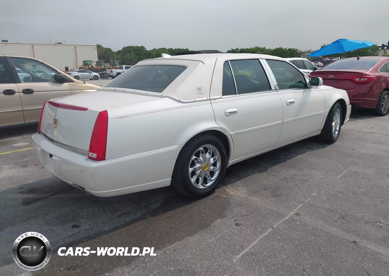 2011 Cadillac Dts Premium Collection VIN:1G6KH5E68BU100289 - 4