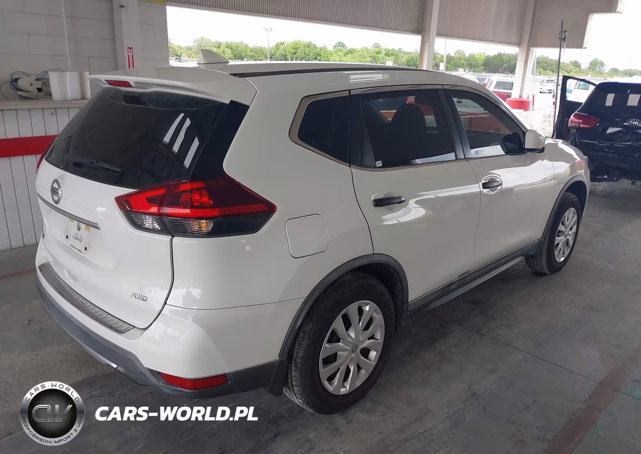 2018 Nissan Rogue S VIN:KNMAT2MV3JP584352 - 4