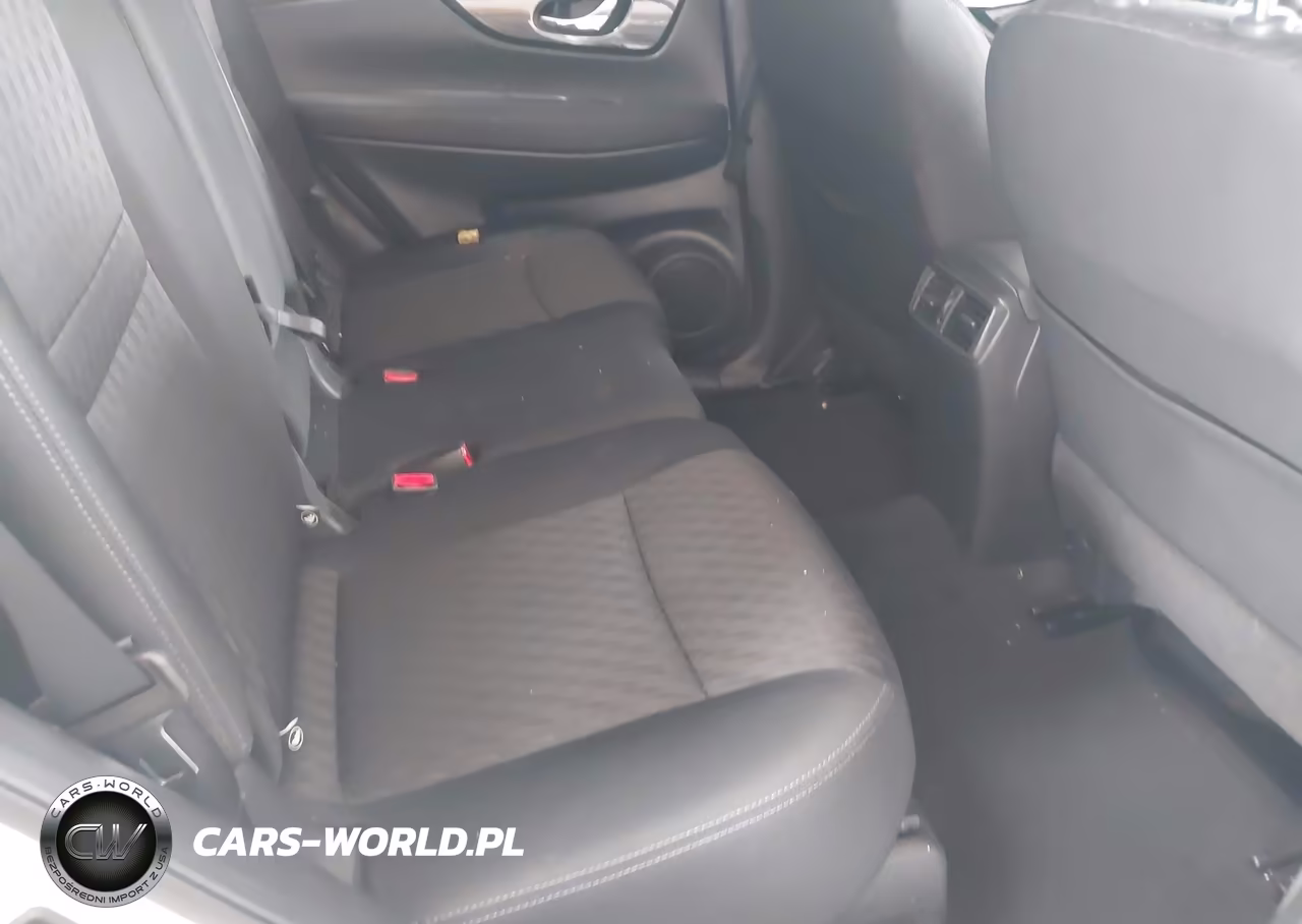 2018 Nissan Rogue S VIN:KNMAT2MV3JP584352 - 8
