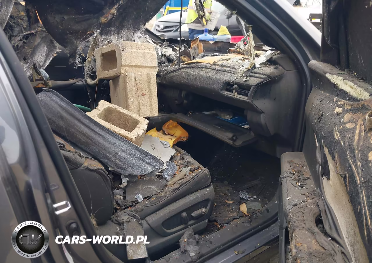 2019 Lexus Ux 200 VIN:JTHY3JBHXK2016988 - 5