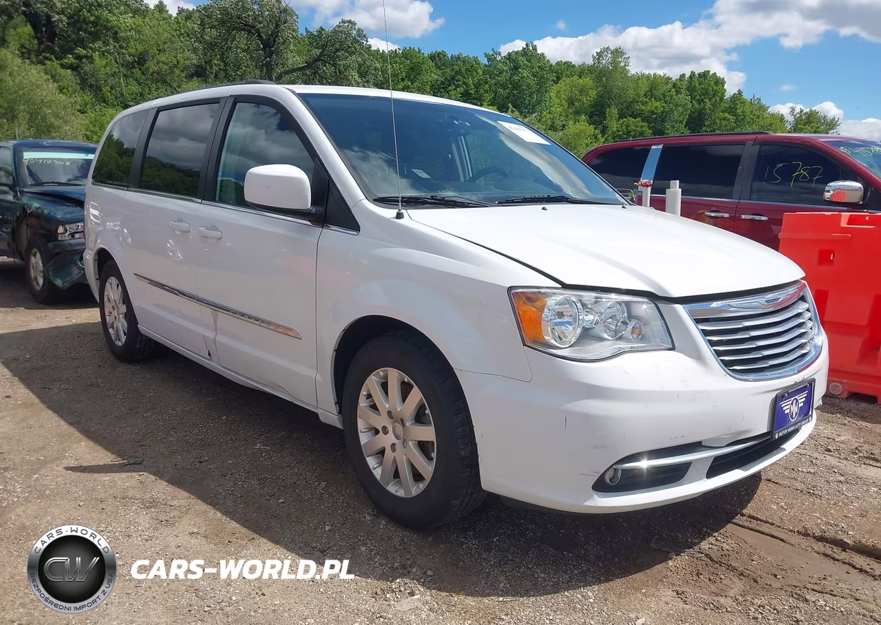 2016 Chrysler Town & Country Touring – zdjęcie 1 z 16