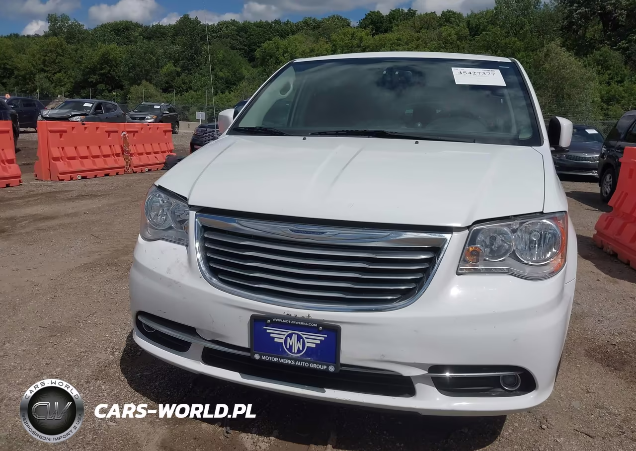 2016 Chrysler Town & Country Touring VIN:2C4RC1BG3GR280723 - 12
