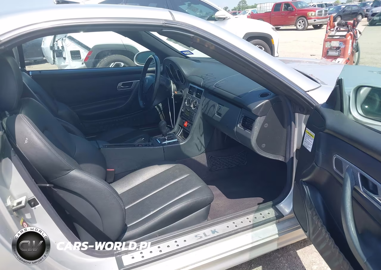 2002 Mercedes-Benz Slk 230 Kompressor VIN:WDBKK49F52F247627 - 5