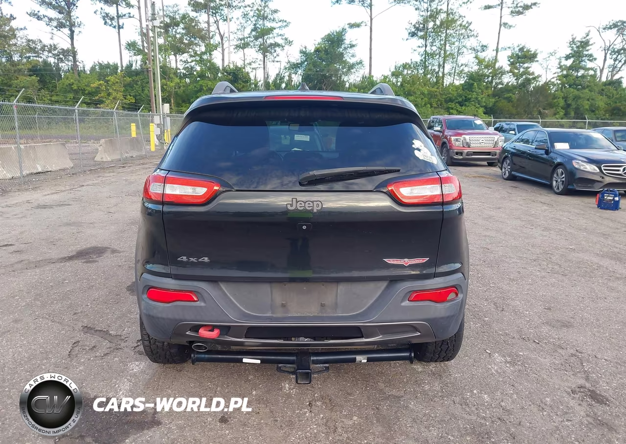 2015 Jeep Cherokee Trailhawk VIN:1C4PJMBB4FW718271 - 16