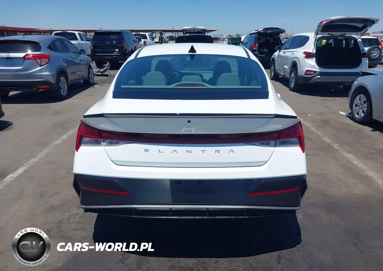 2026 Hyundai Elantra Sel Sport Premium VIN:KMHLS4DGXTU169344 - 17
