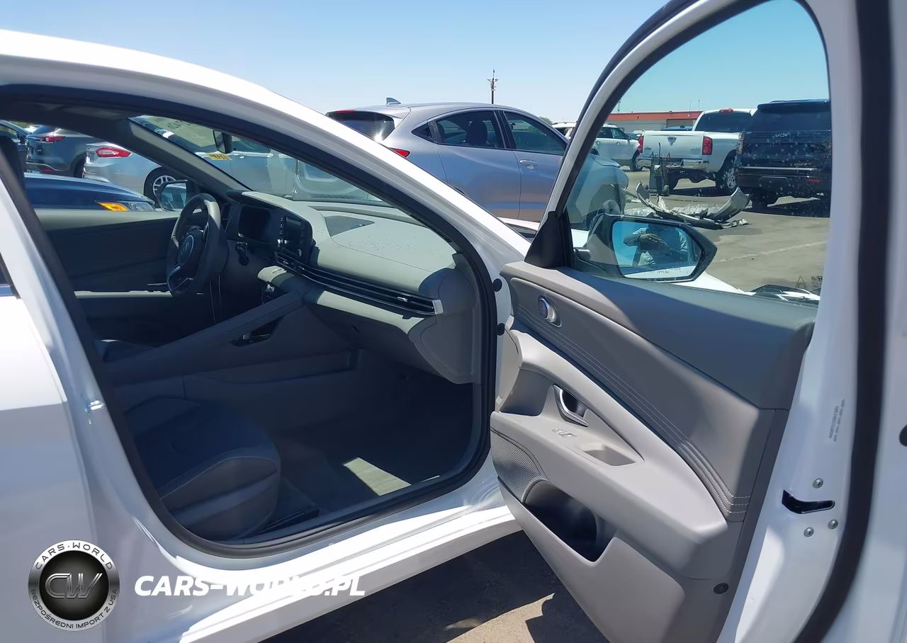 2026 Hyundai Elantra Sel Sport Premium VIN:KMHLS4DGXTU169344 - 5