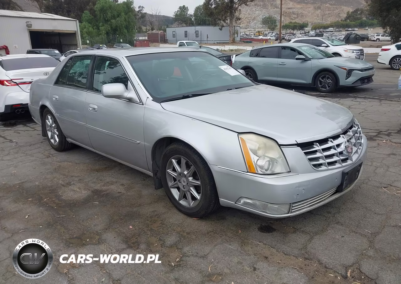 2011 Cadillac Dts Luxury Collection – zdjęcie 1 z 11