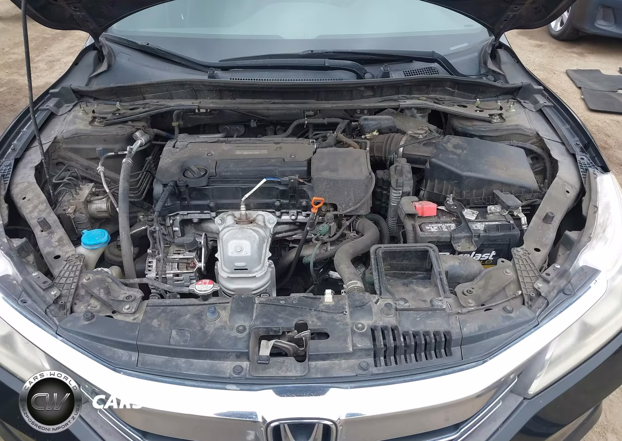 2017 Honda Accord Sport VIN:1HGCR2F56HA147092 - 10