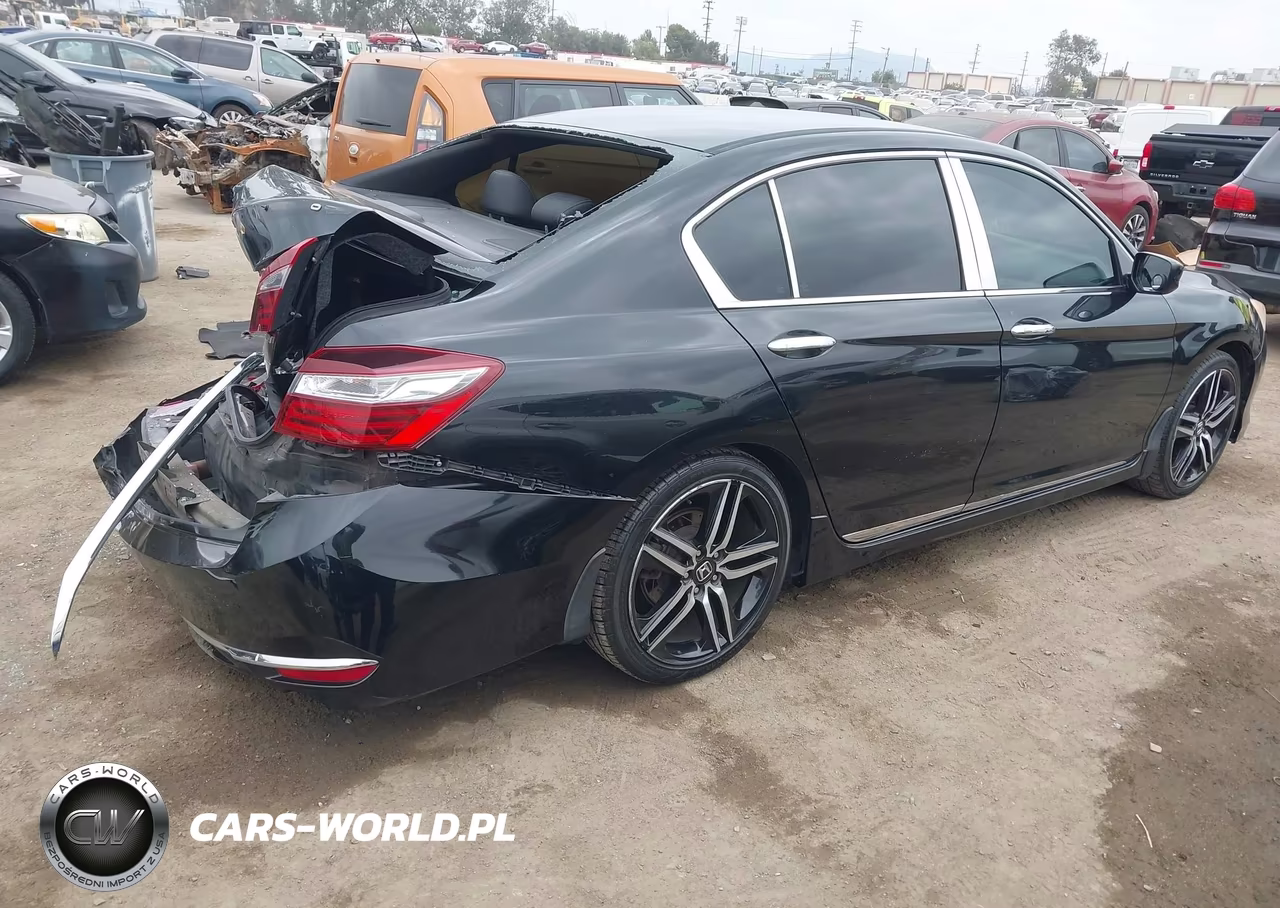 2017 Honda Accord Sport VIN:1HGCR2F56HA147092 - 4