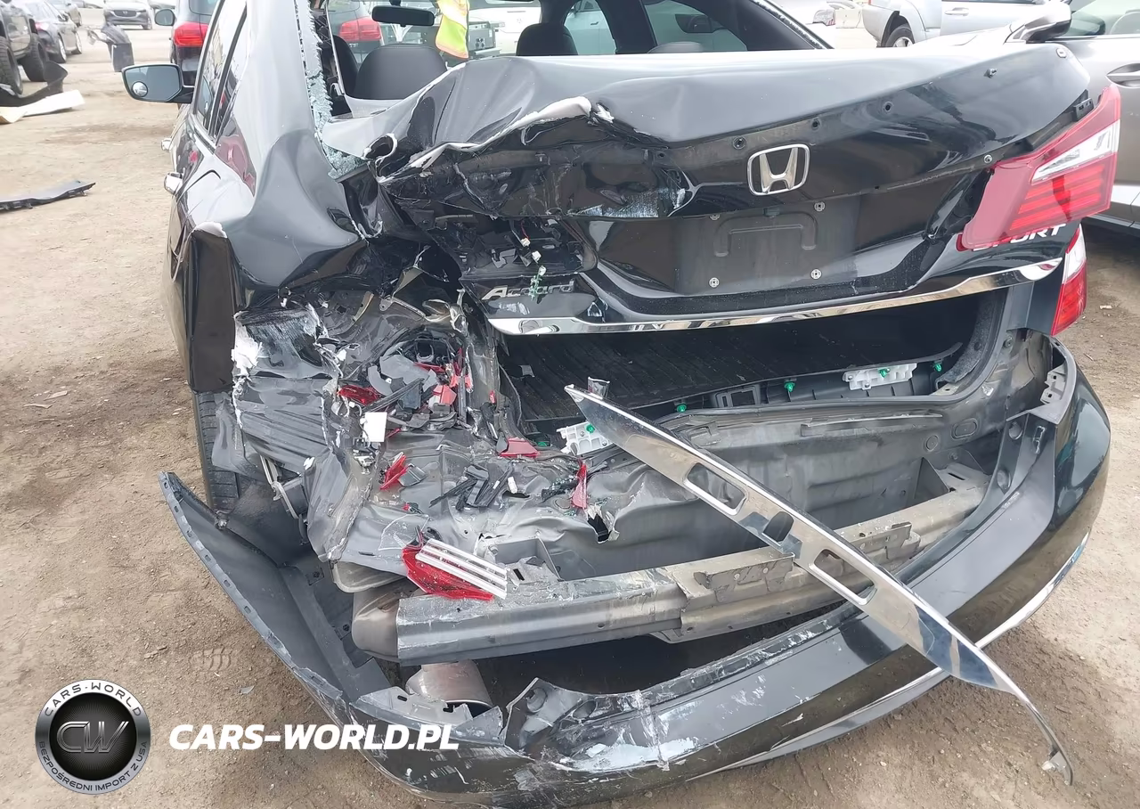 2017 Honda Accord Sport VIN:1HGCR2F56HA147092 - 6