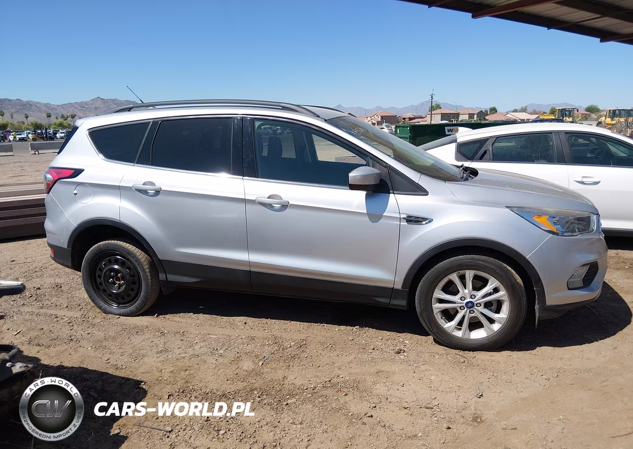 2018 Ford Escape Se VIN:1FMCU0GD3JUB75441 - 13