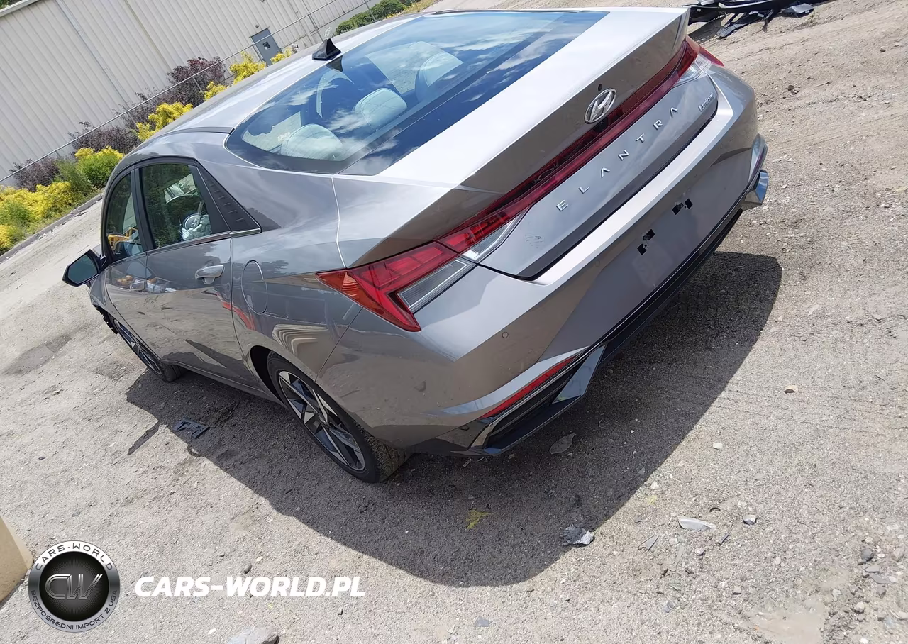 2023 Hyundai Elantra Limited VIN:KMHLP4AG7PU608141 - 3