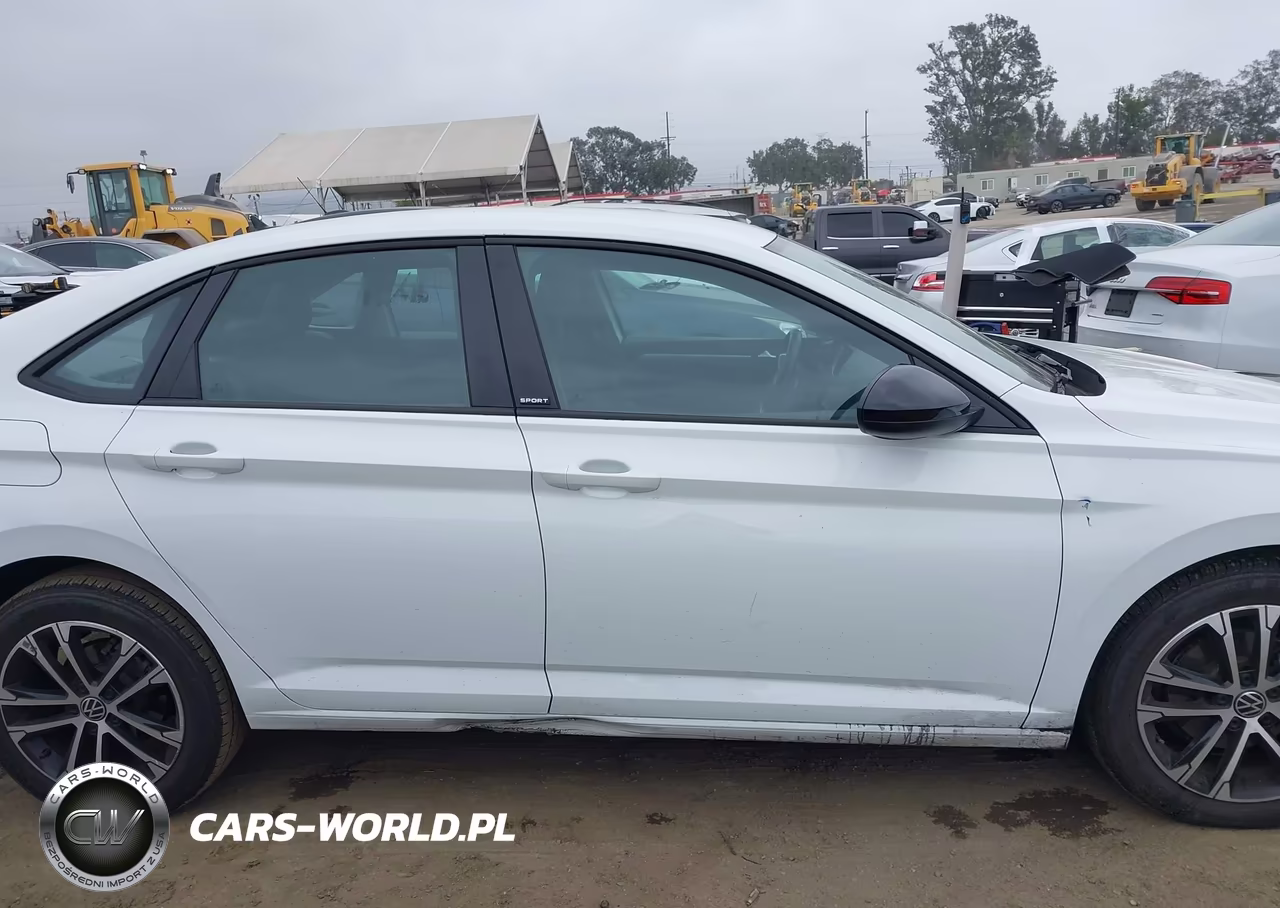 2024 Volkswagen Jetta 1.5T Sport VIN:3VWBM7BU3RM085378 - 13