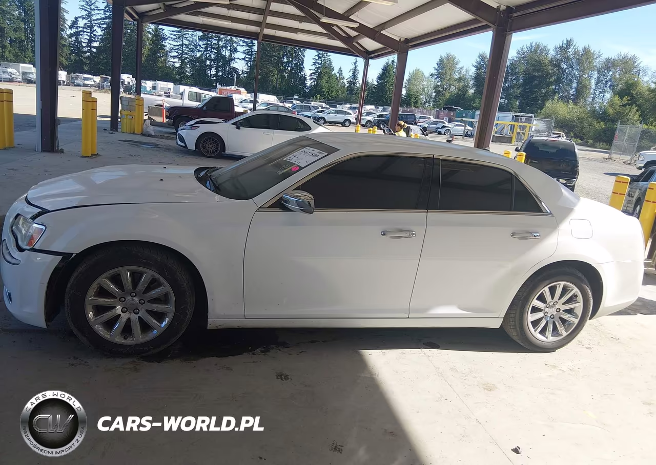 2013 Chrysler 300C VIN:2C3CCAET6DH661924 - 14