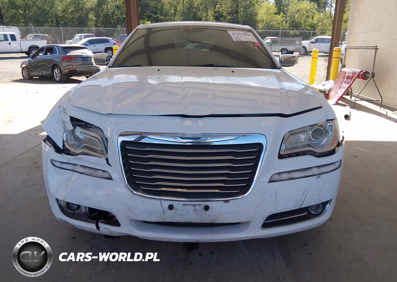 2013 Chrysler 300C VIN:2C3CCAET6DH661924 - 6
