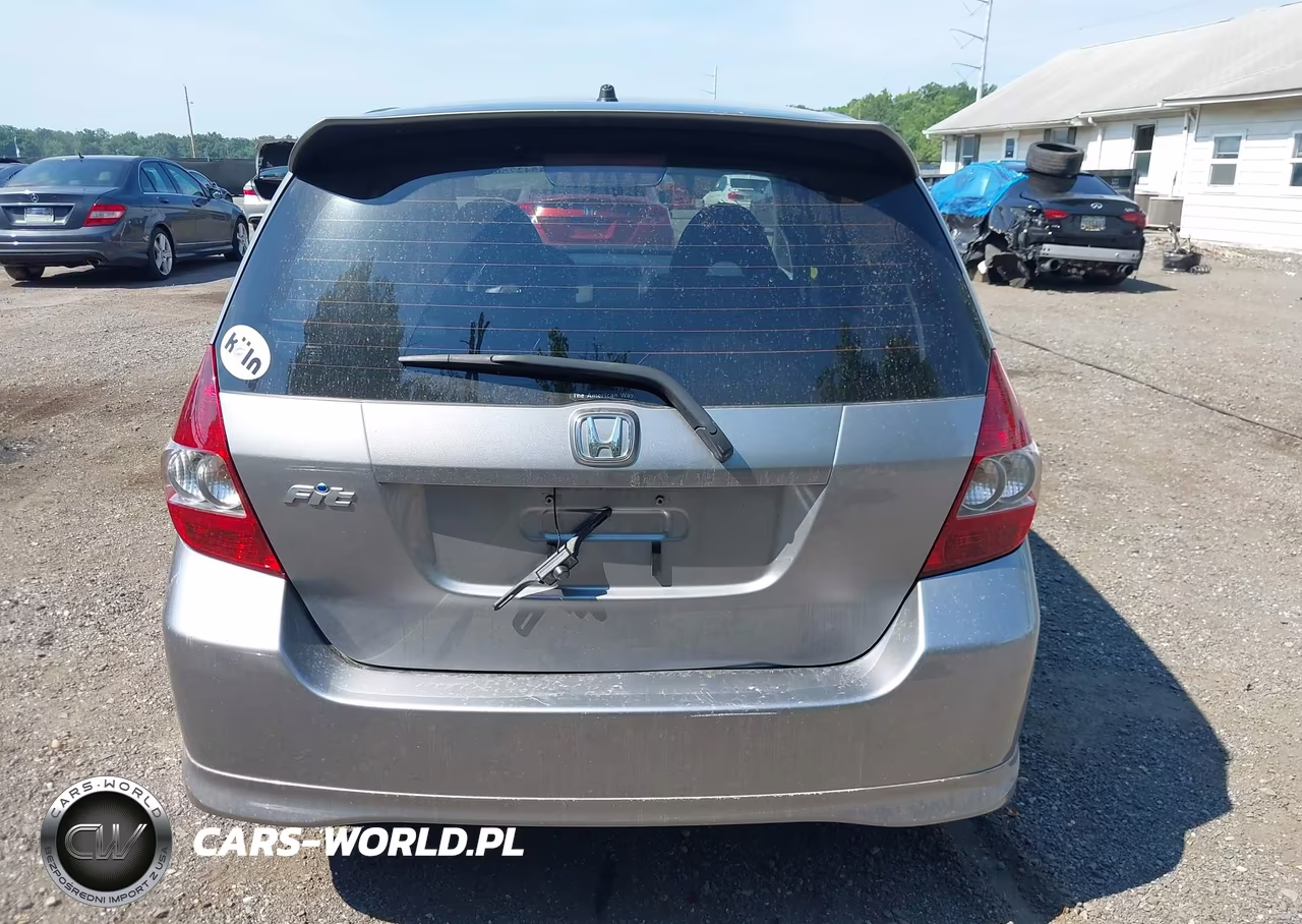 2008 Honda Fit Sport VIN:JHMGD37628S012227 - 17
