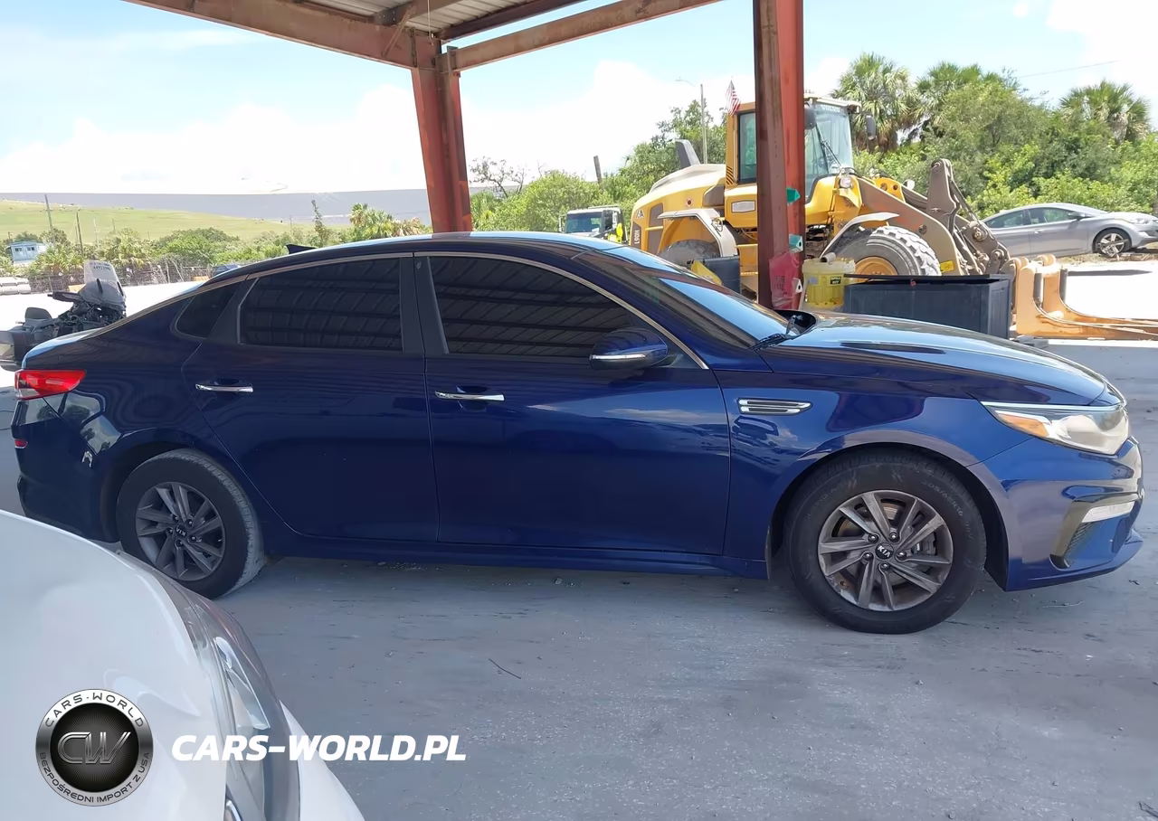 2020 Kia Optima Lx VIN:5XXGT4L34LG416137 - 13