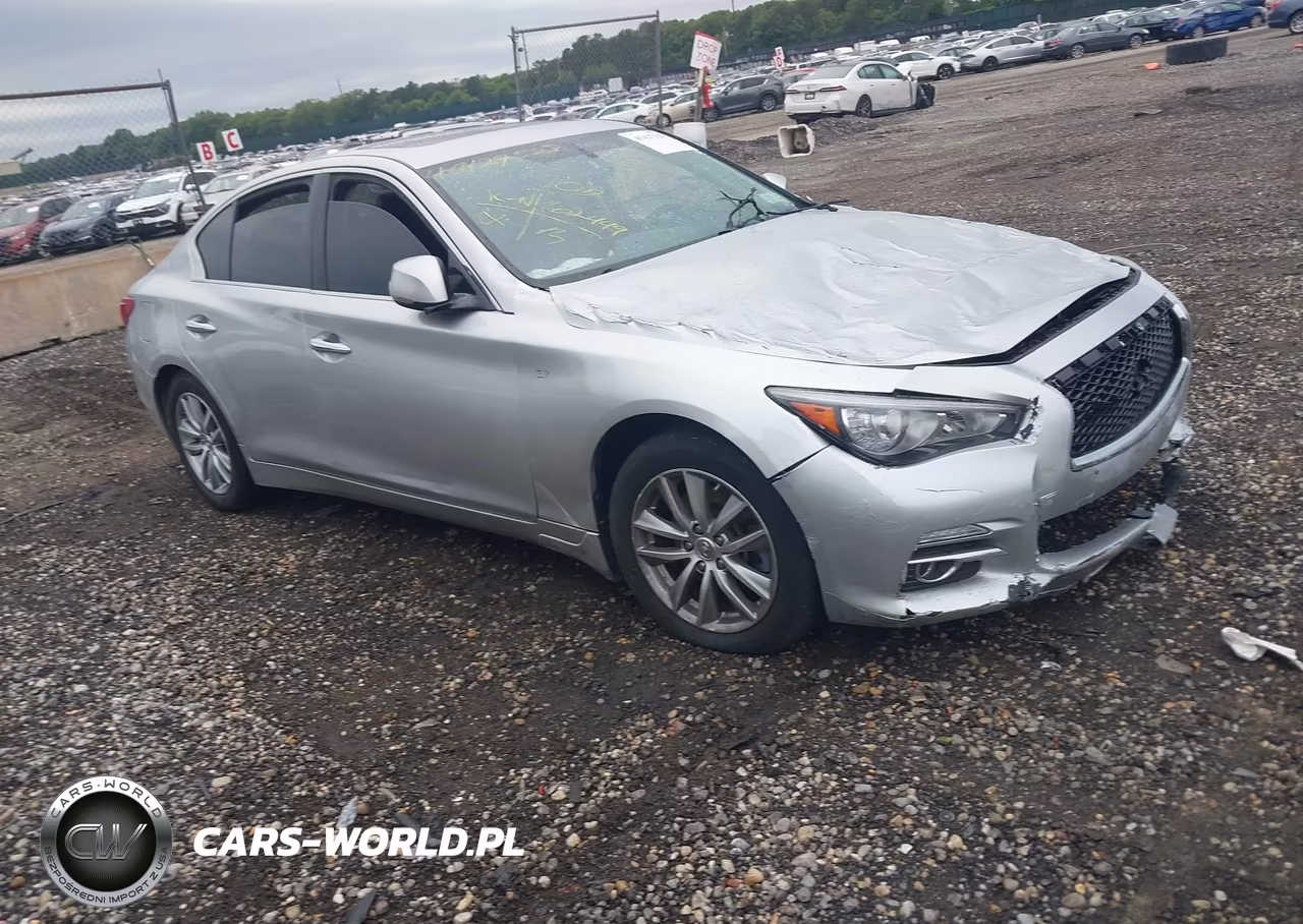 2015 Infiniti Q50 Premium – zdjęcie 1 z 10