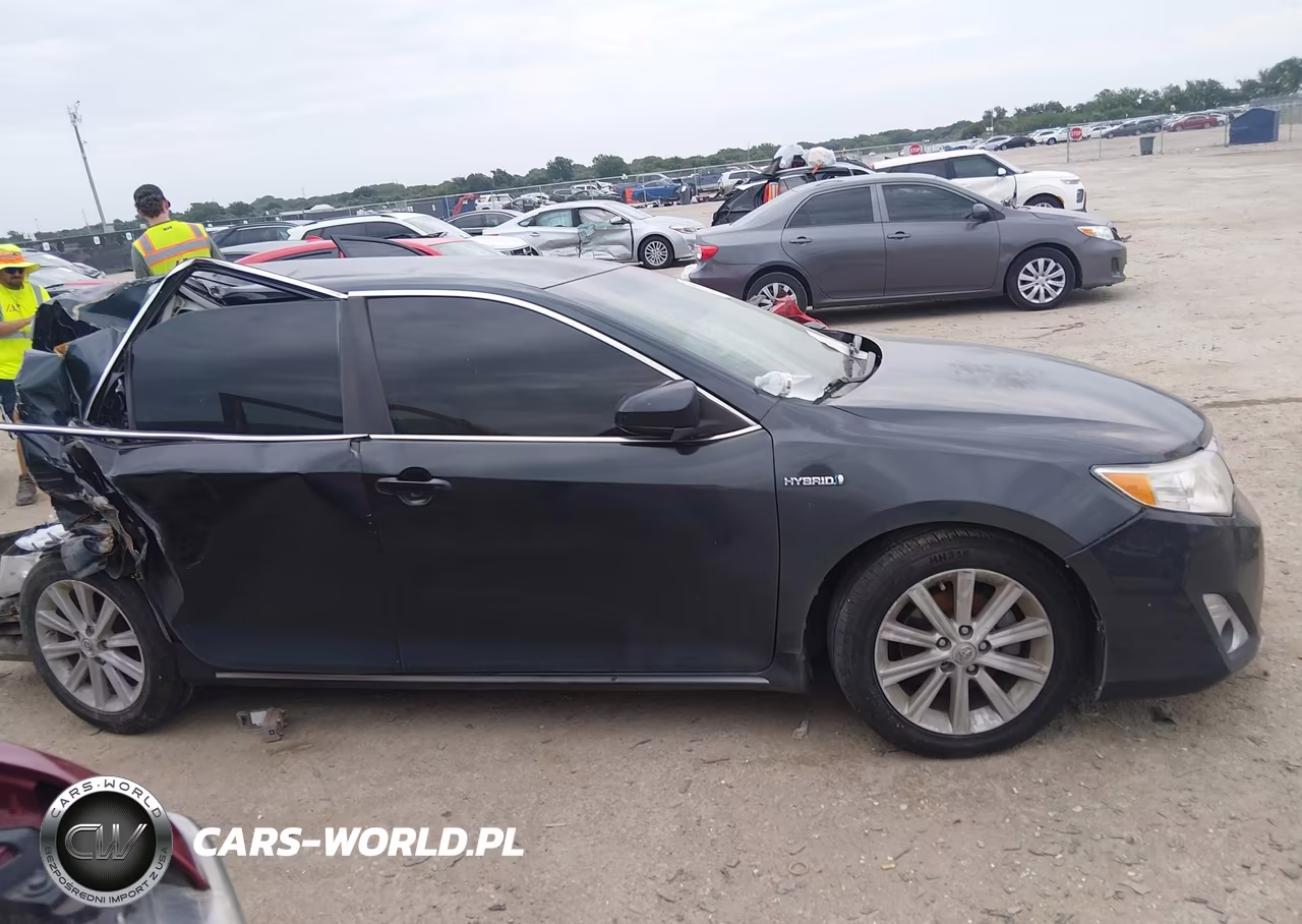 2013 Toyota Camry Hybrid Xle VIN:4T1BD1FK4DU083048 - 13
