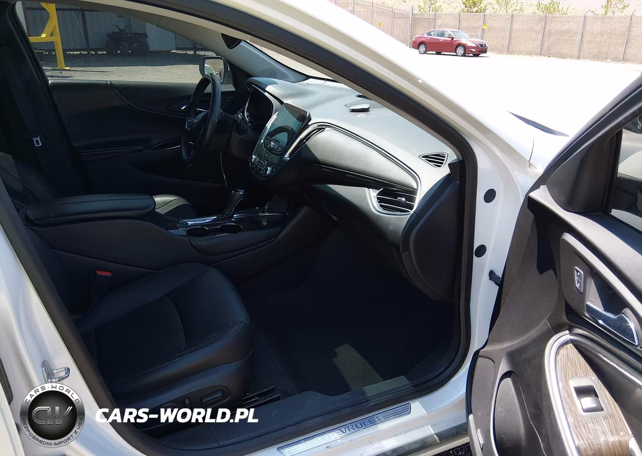 2016 Chevrolet Malibu Premier VIN:1G1ZH5SX7GF358235 - 5