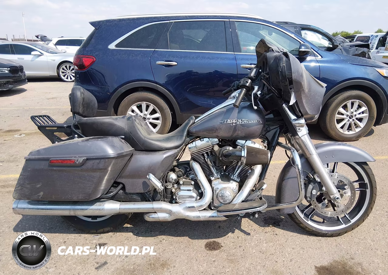 2015 Harley-Davidson Flhx Street Glide VIN:1HD1KBM14FB635408 - 12