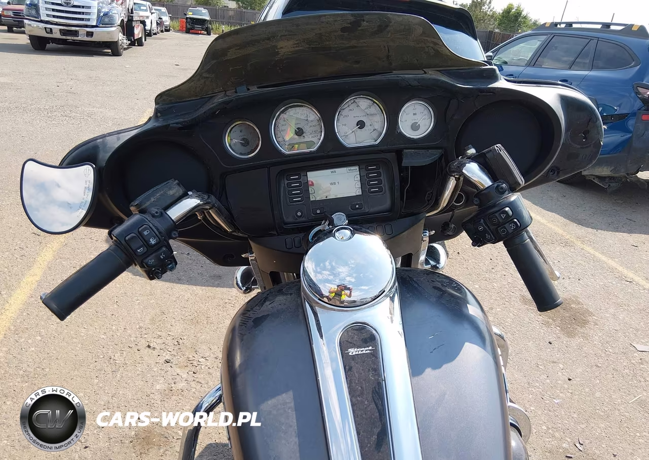 2015 Harley-Davidson Flhx Street Glide VIN:1HD1KBM14FB635408 - 14