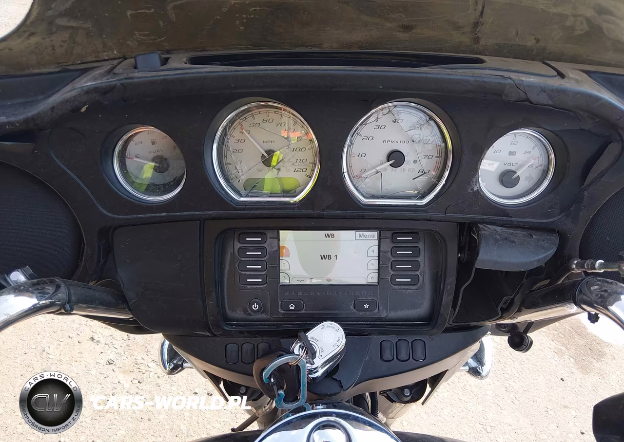 2015 Harley-Davidson Flhx Street Glide VIN:1HD1KBM14FB635408 - 7