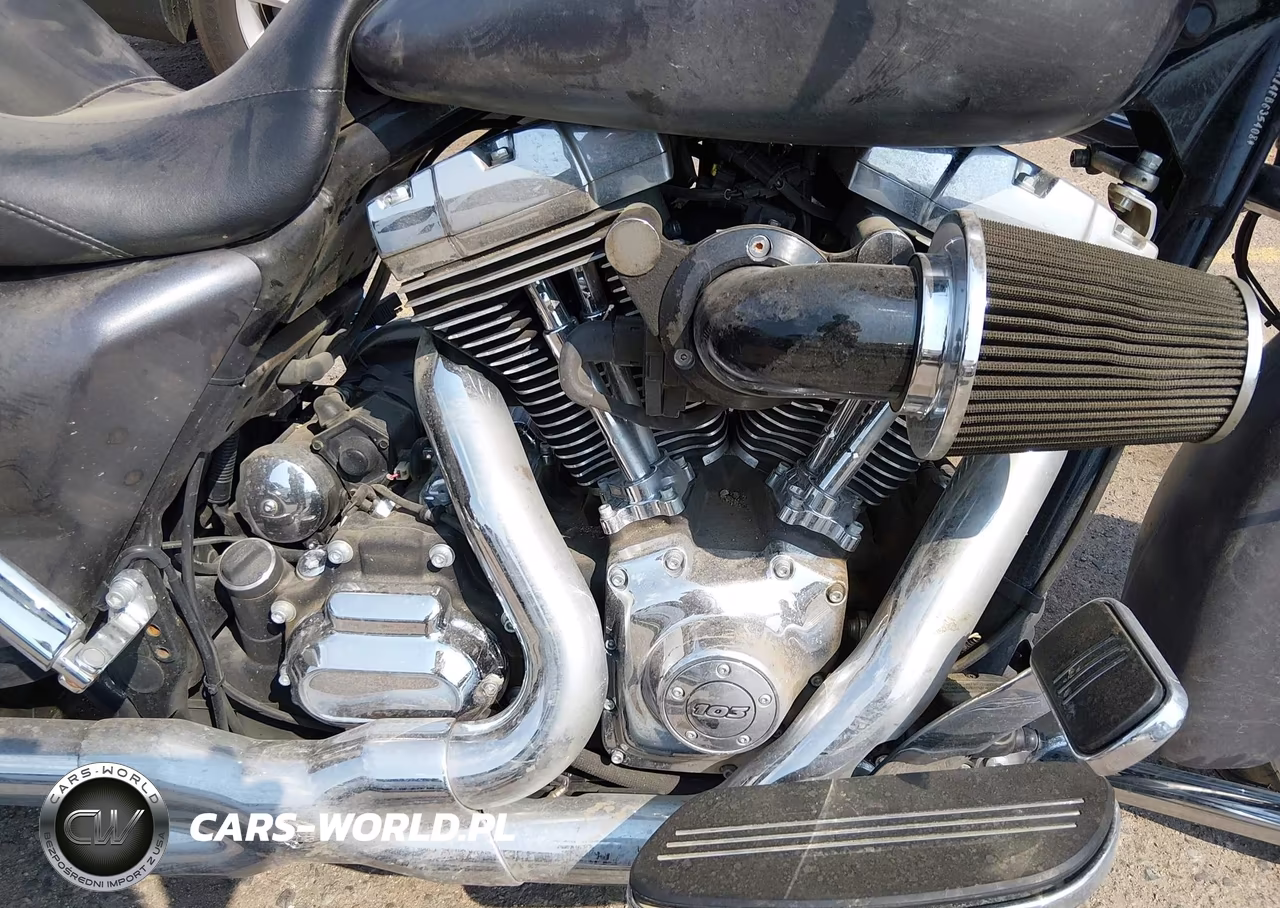 2015 Harley-Davidson Flhx Street Glide VIN:1HD1KBM14FB635408 - 8