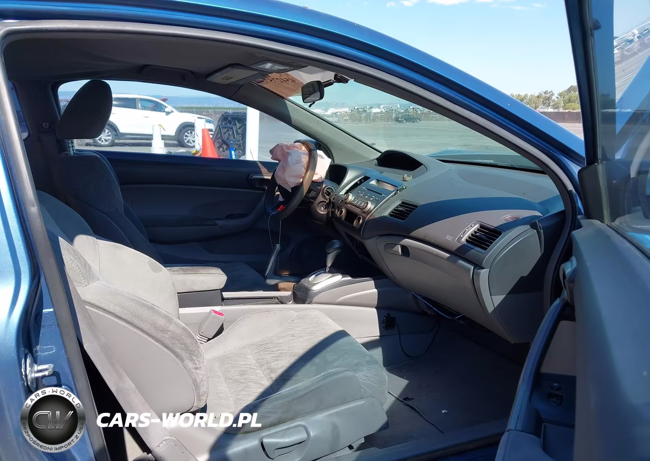 2007 Honda Civic Lx VIN:2HGFG12627H517546 - 5