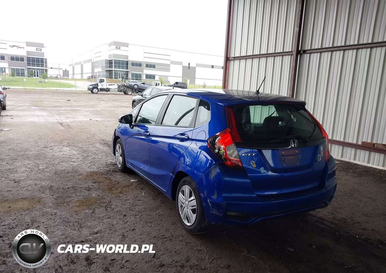 2018 Honda Fit Lx VIN:3HGGK5H4XJM718149 - 3